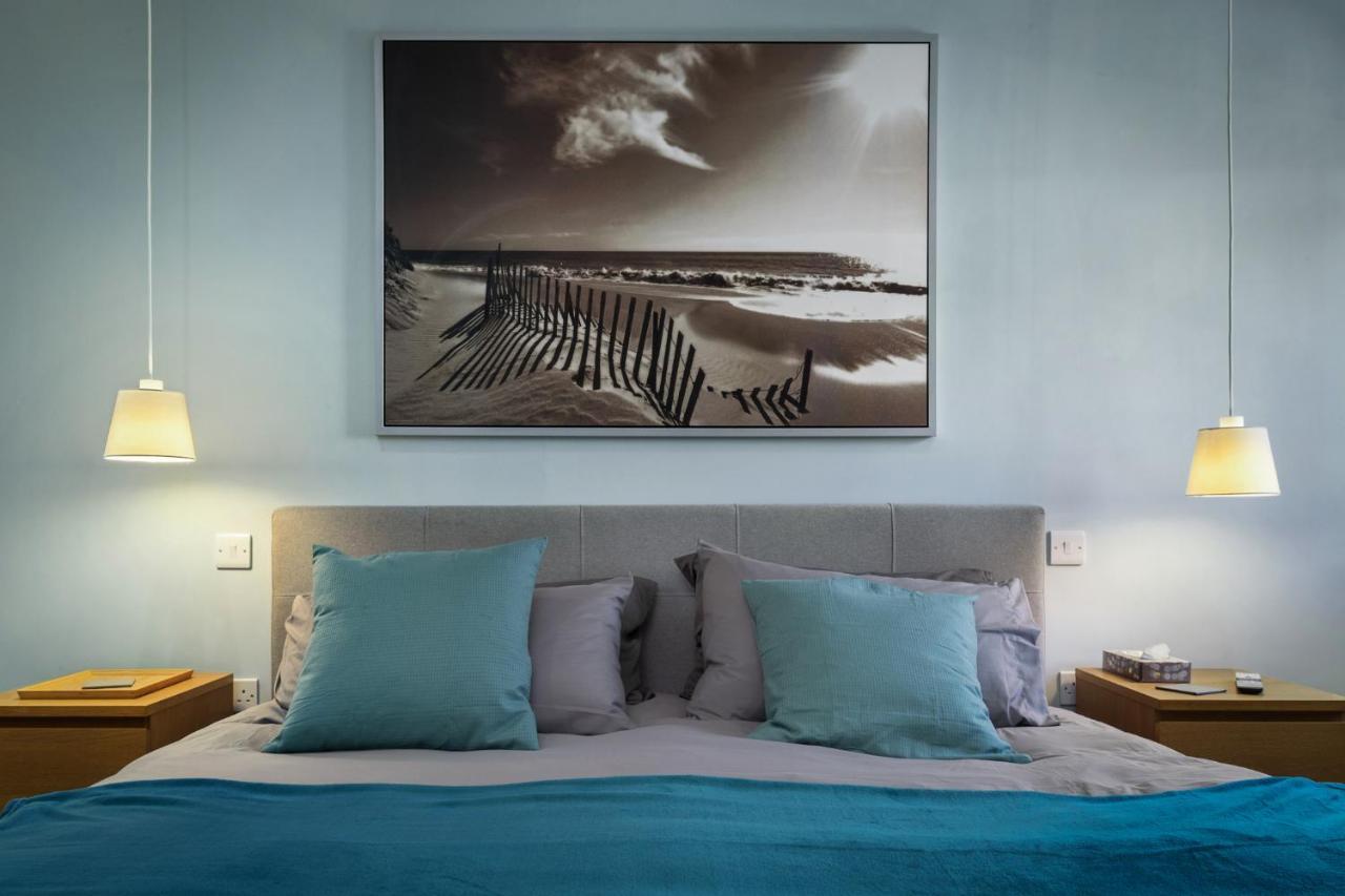 Dolphins Apartment - Spectacular Sea Views 桑德斯富特 外观 照片